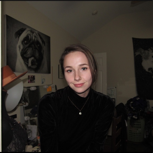 Meet your Posher, Natalie - Picture 7 of 13